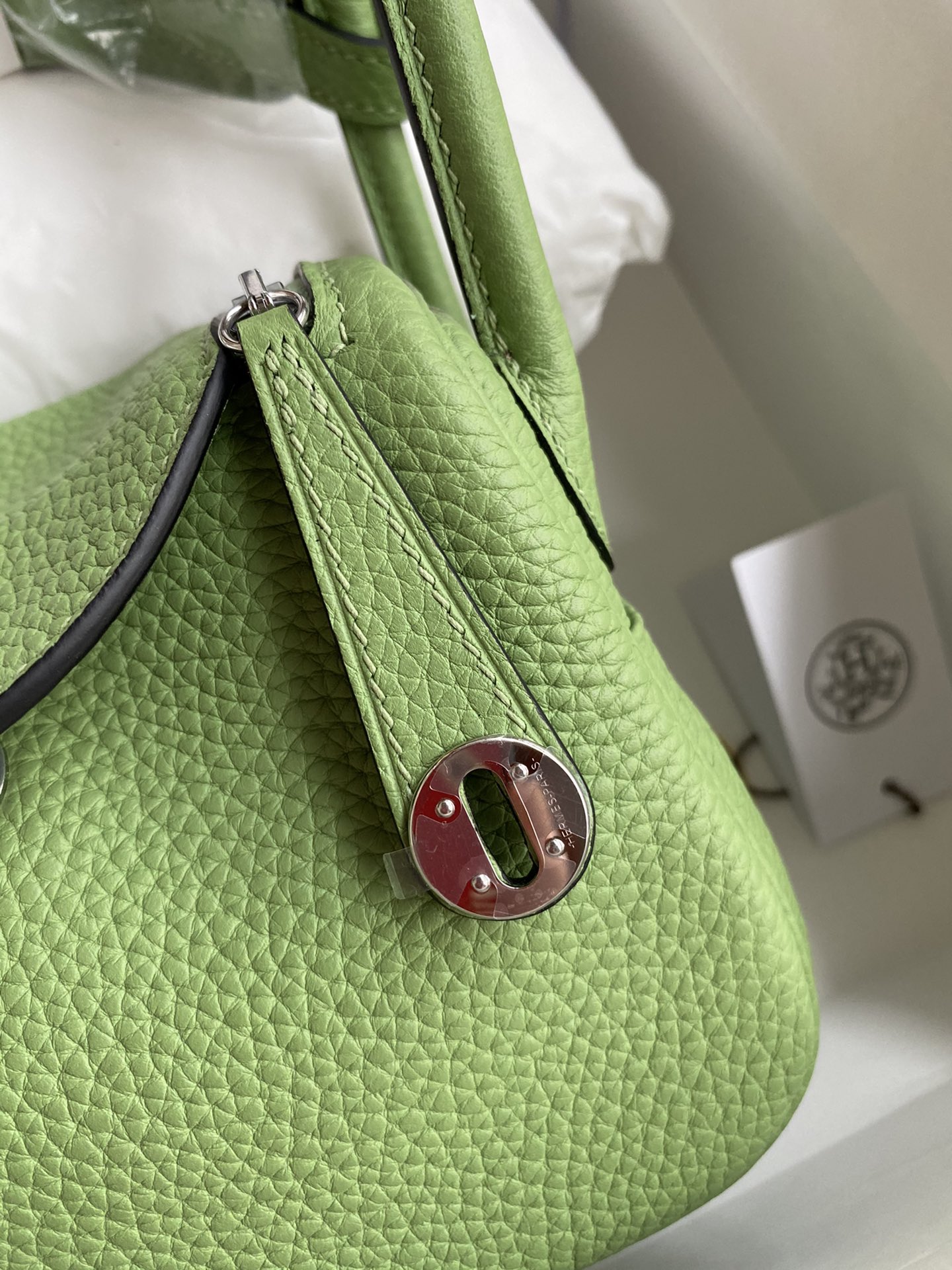 Hermes Mini Lindy 19cm Handbag Shoulder Bag In Green Kiwi Clemence Leather